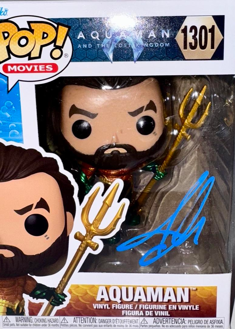 Jason Mamoa Signed Funko Pop #1301 "Aquaman" (DC Universe) - JSA COA